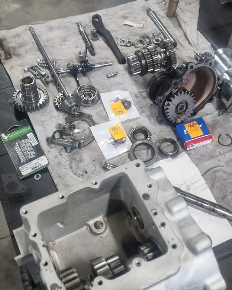 Tandwielen en lagers klaar voor controle en balancering